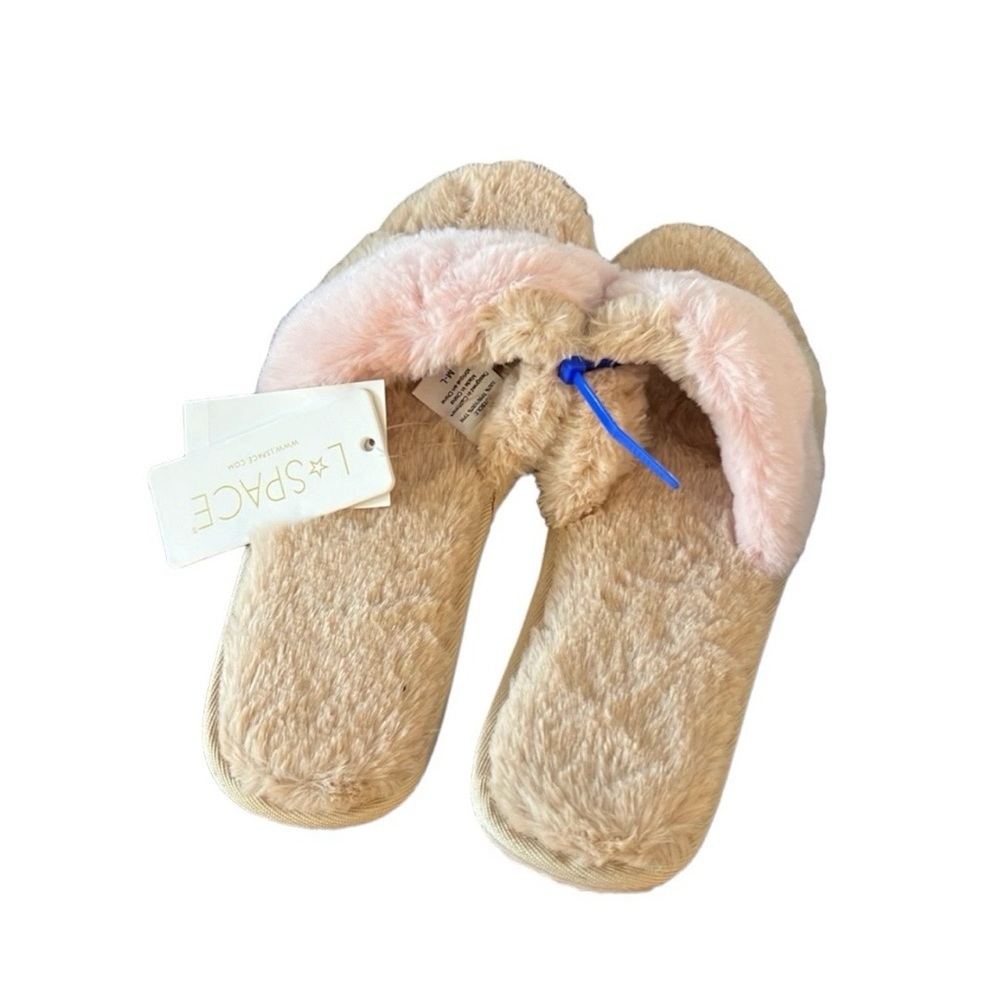 l*Space Cloud Slippers NWT - Picture 4 of 4